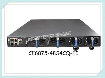 華為技術のネットワーク スイッチCE6875-48S4CQ-EI 48 X 10GE SFP+ 6 X 40G QSFP+ 2 Xの交流電力2 Xファン箱