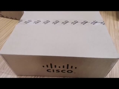 C9300-48T-E Ciscoスイッチ触媒9300の48港データ ネットワークの要素だけ