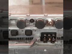 472930A (FRMF) は、800MHz FDD-LTE ネットワーク用の Nokia Flexi 無線周波数モジュールです。