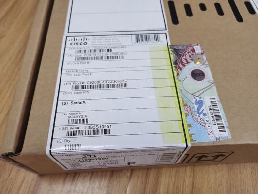 Cisco C9200L-STACK-KIT Catalyst 9200L 用ネットワークスタッキングモジュール