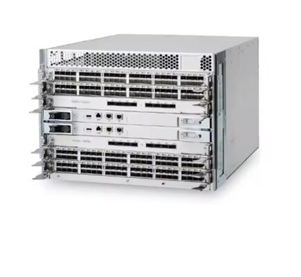 Brocade BR-DCX8518-B-0001 DCX 8510-8 SAN バックボーン ディレクター スイッチ、10.2Tbps、16G FC、エンタープライズ バンドル