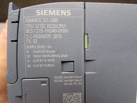 この項目のための元のパッケージ配達で新しいSiemens 6ES7 215-1AG40-0XB0モジュールは2-3週である