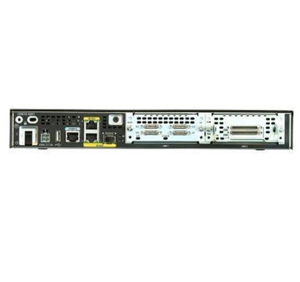 ISR4221-SEC/K9 シスコ ISR 4221 ルータ 2 WAN/LAN ポート 1 SFP ポート マルチコア CPU 2 NIM セキュリティ バンド