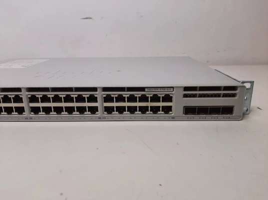 シスコ C9200L-48P-4G-E 48ポート PoE+ スイッチ 4x1G アップリンク