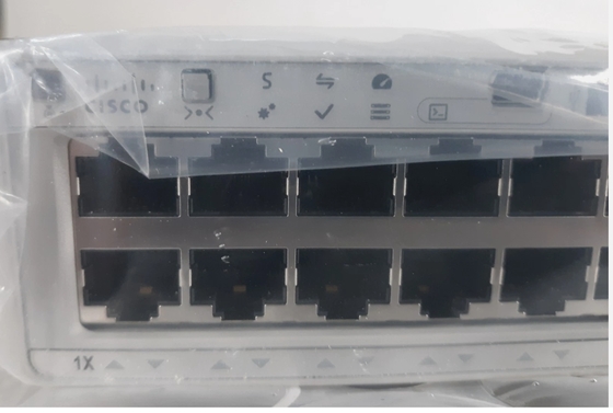 Cisco C9200L-48T-4G-E 48ポート ギガビット イーサネット スイッチ (4x1G SFPアップリンク付き)