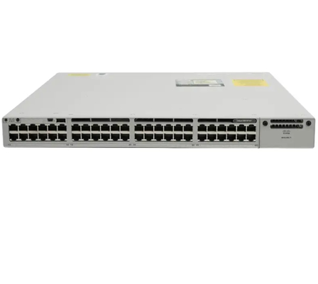 C9300-48P-E Catalyst 9300 48ポート 1G Copper モジュール型アップリンク PoE+ Network Essentials