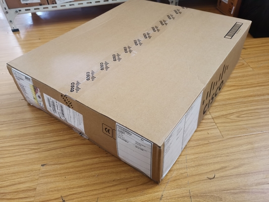 シスコ カタライスト C9500-16X-E 16ポート 10G スイッチ NW エッセンシャル ライセンス