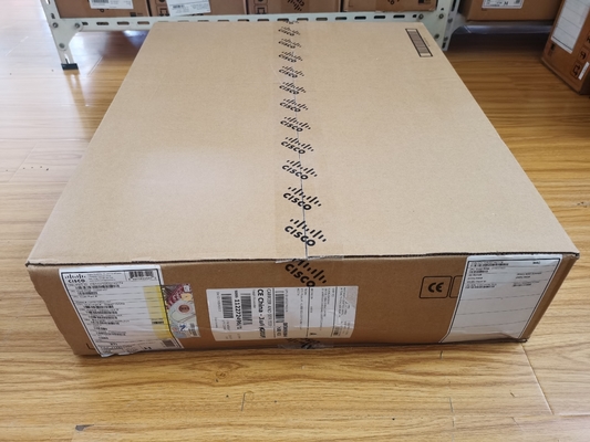 シスコ カタライスト C9500-16X-E 16ポート 10G スイッチ NW エッセンシャル ライセンス