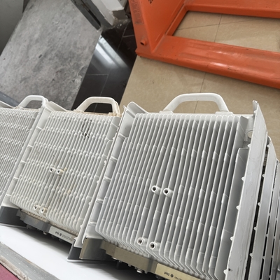 ERICSSON KRC 161 623/1 ラジオ 2219 B1 エリックソン ラジオ 基地局のための屋外マクロラジオ