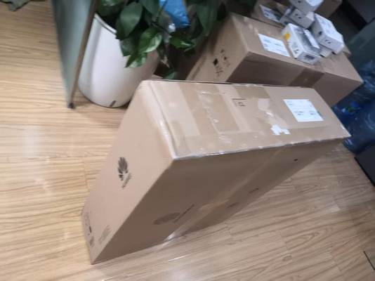 USG6555F-AC Huawei USG6555F-AC ファイアウォール USG6555F AC ホスト (2*GE RJ45 + 8*GE COMBO + 2*10GE SFP+, 1 AC 電源)