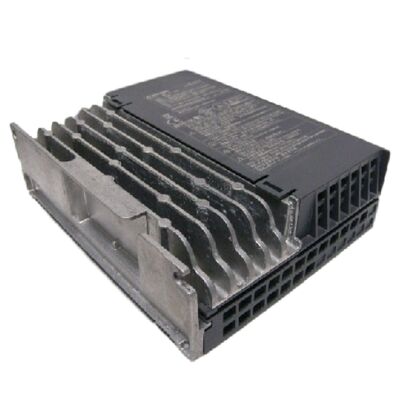 三菱 MR-JE-100AS CNC サーボドライブ 1kW CNC 機械用高精度 AC サーボアンプ