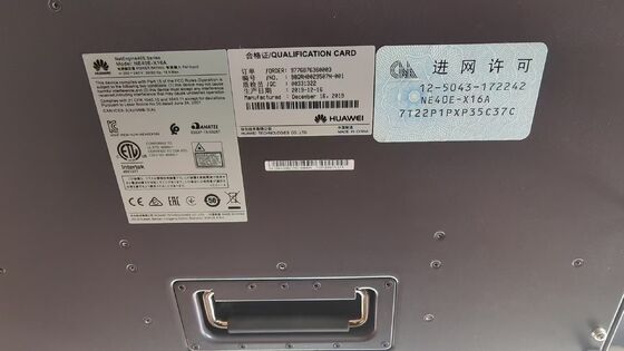 Huawei NE40E-X16A ルーター、CR5DMPUX8670 CR5DMPUX8673 CR5DSFUIU07B、12.58Tbps スイッチング容量