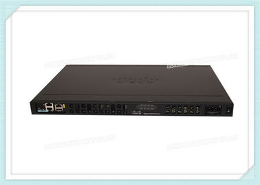 ISR4331-V/K9 シスコ産業ネットワークルーター 3 WAN / LAN ポート 2 SFP ポート 100Mbps - 300Mbps 音声バンドル